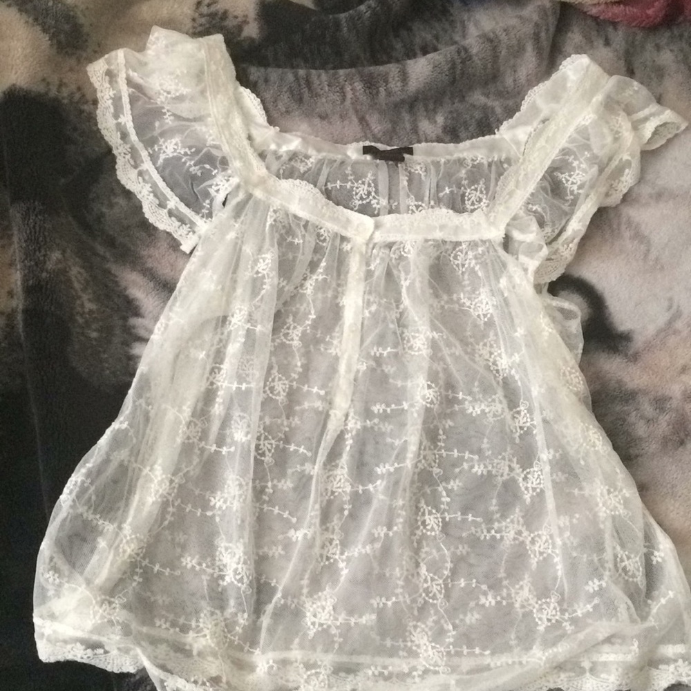 RESERVED White Lace Shirt✨